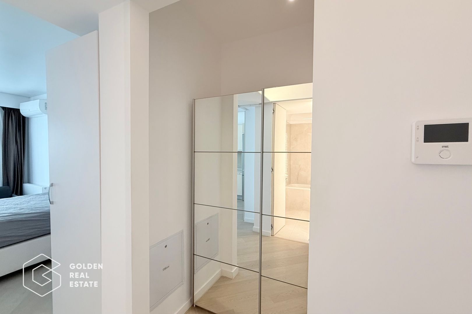 Studio la cheie Pipera, Cortina North, etaj 5,  mobilat și utilat - Poză 9