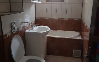 Spitalul Judetean | 3 Camere | Etaj 2 | Centrala proprie - Poză 3