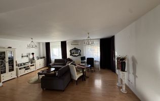 Apartament  3 camere 102 MP in cartierul Andrei Muresanu