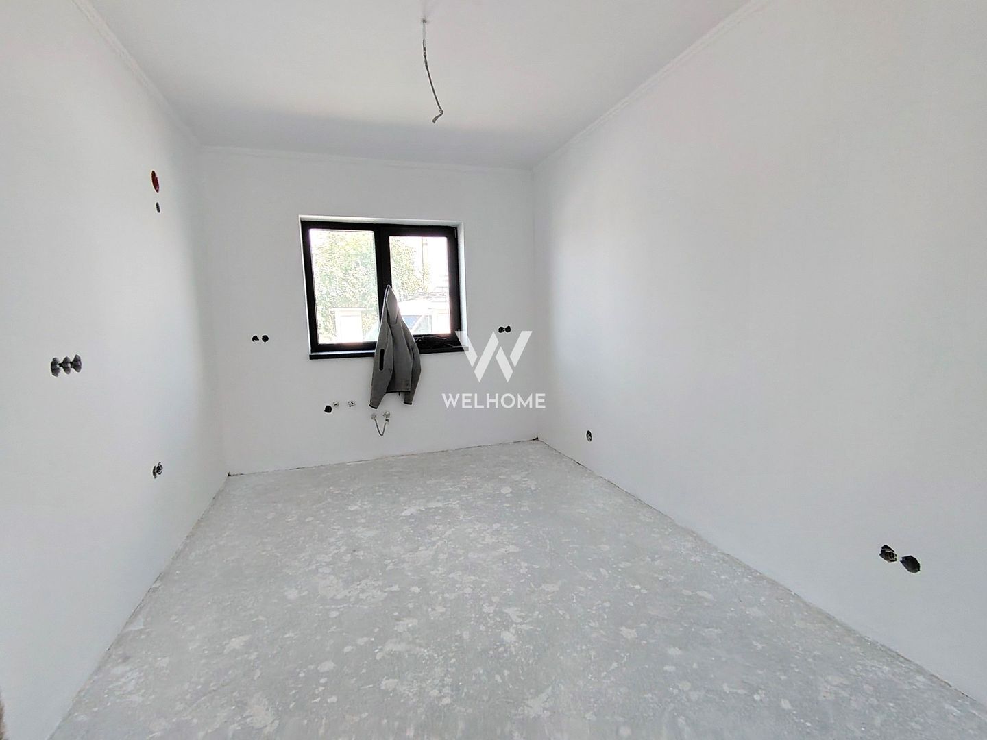 Casa Sibiu -  4 camere, 2 bai, curte - Poză 5