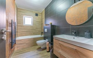 Casă Individuală de Închiriat, Încălzire în Pardoseală, Teren 400 mp - Poză 16