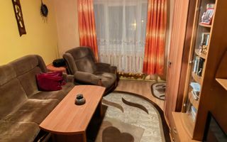 Apartament decomandat 2 camere cu balcon Lacramioarei - Poză 2