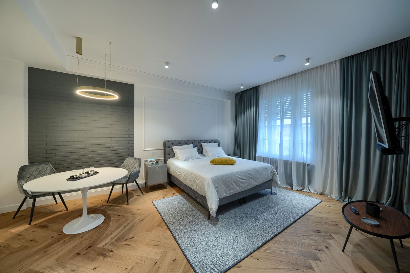 Apartament   4 camere - Poză 9