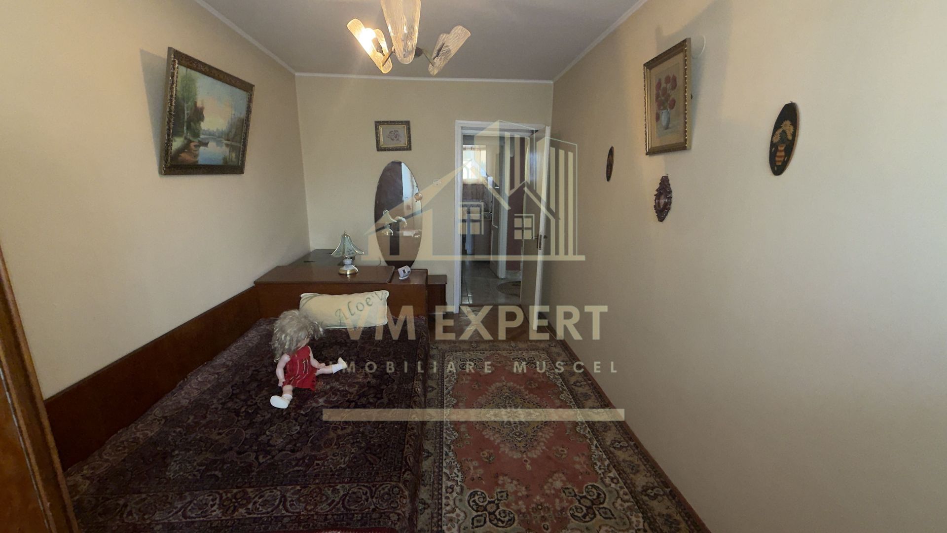 APARTAMENT 2 CAMERE ETAJ 4 ZONA ULTRACENTRALĂ CAMPULUNG - Poză 5