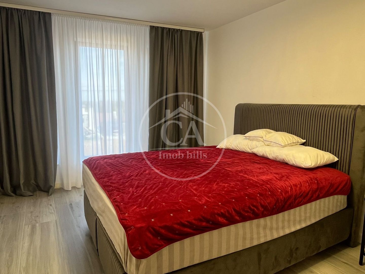 Casă de închiriat tip duplex cu 6 camere în zona Gheorghe Doja,Oradea. - Poză 3
