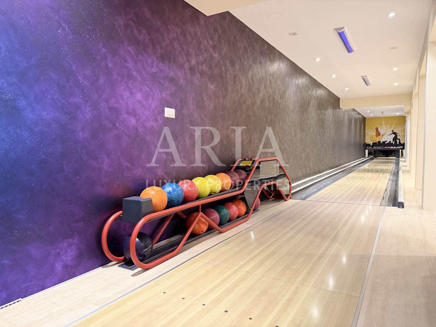 SNAGOV VILA | 36m DESCHIDERE LA LAC | PONTON 250mp | JACUZZI | SPA | BOWLING - Poză 17