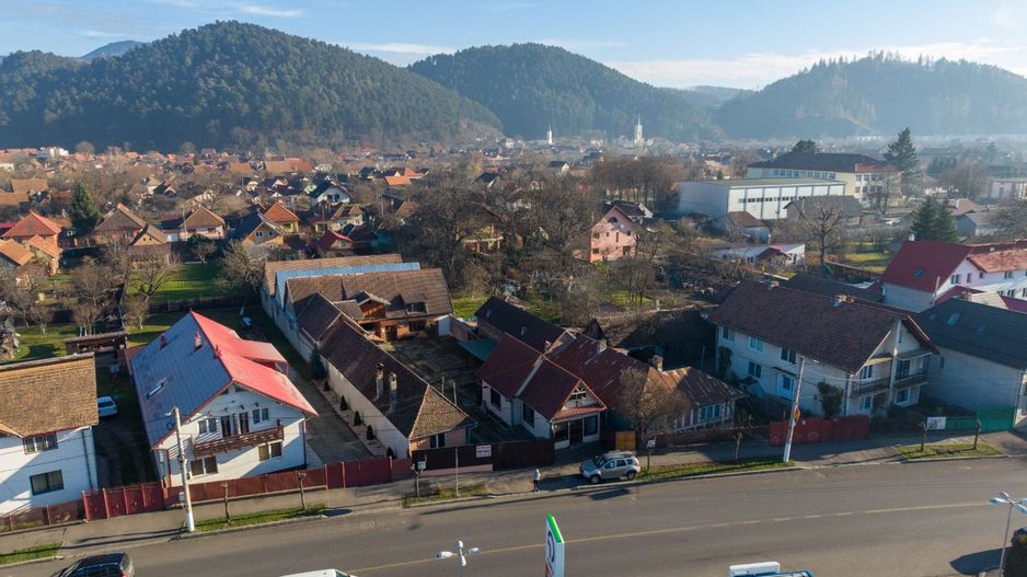 Casa de vanzare Rasnov + Spatiu Comercial | Teren 1062mp - Poză 5