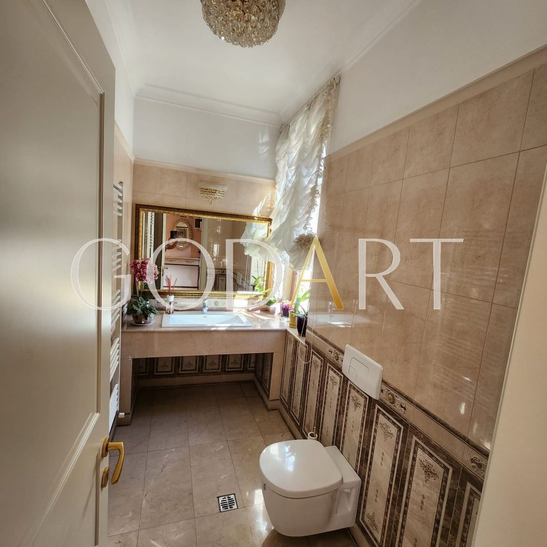 Resedinta exclusivista | Curte generoasa | Erou Iancu Nicolae - Poză 24