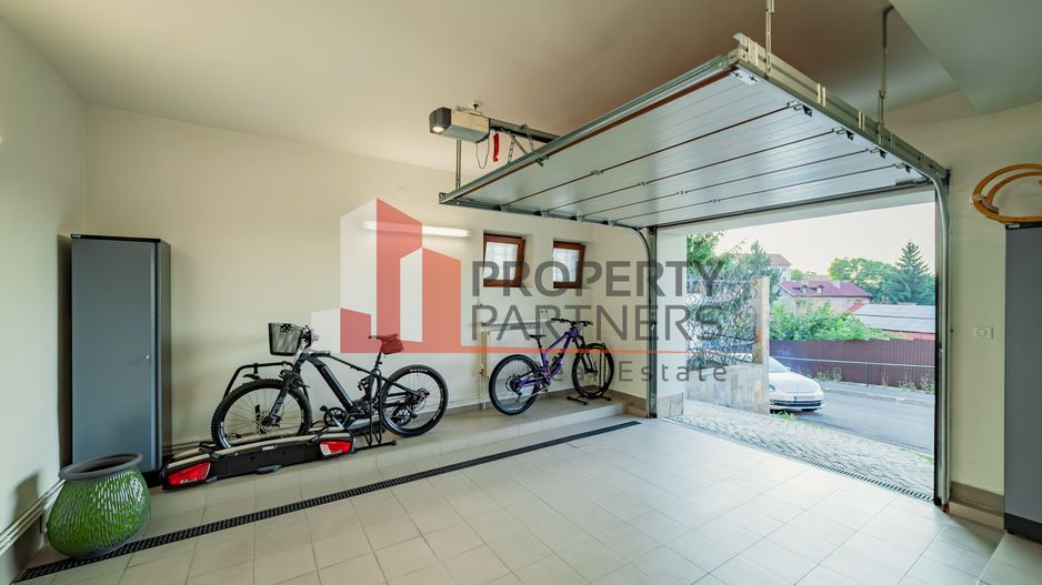 Vilă cu vedere panoramică – Central Brașov - Poză 21