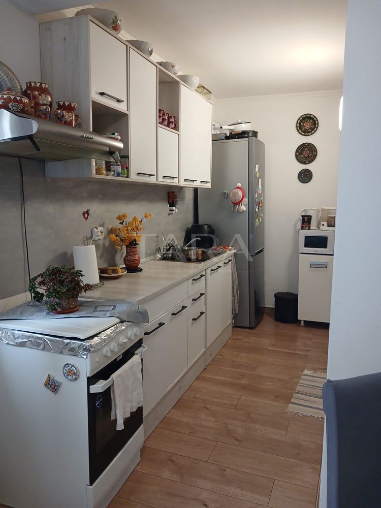 Apartament 2 camere, balcon 6 mp, garaj privat cu acces din apartament - Poză 3