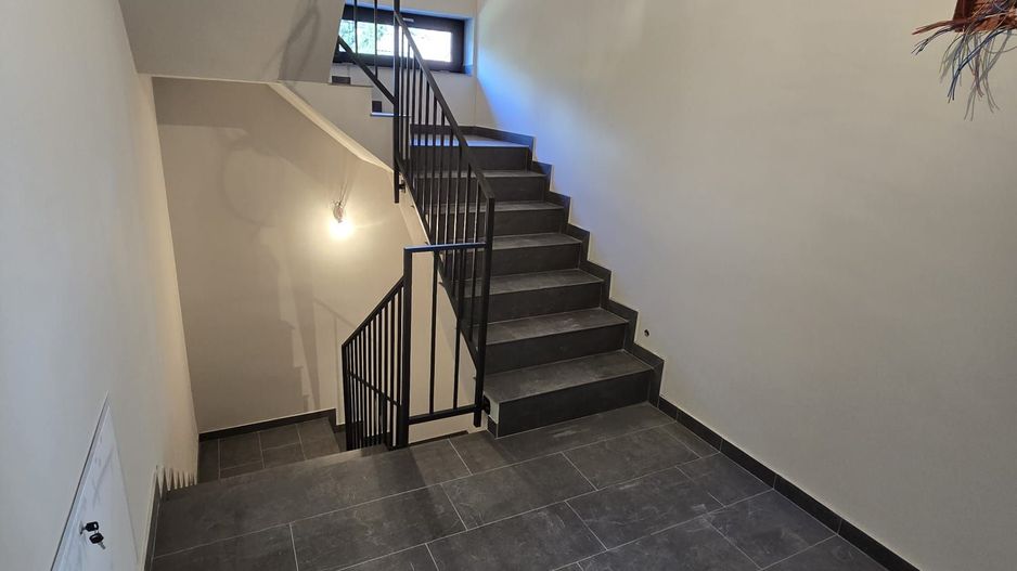 Apartament cu 2 camere 65,10 mp + 30 mp pod - vedere la muntii Caraiman Busteni - Poză 10