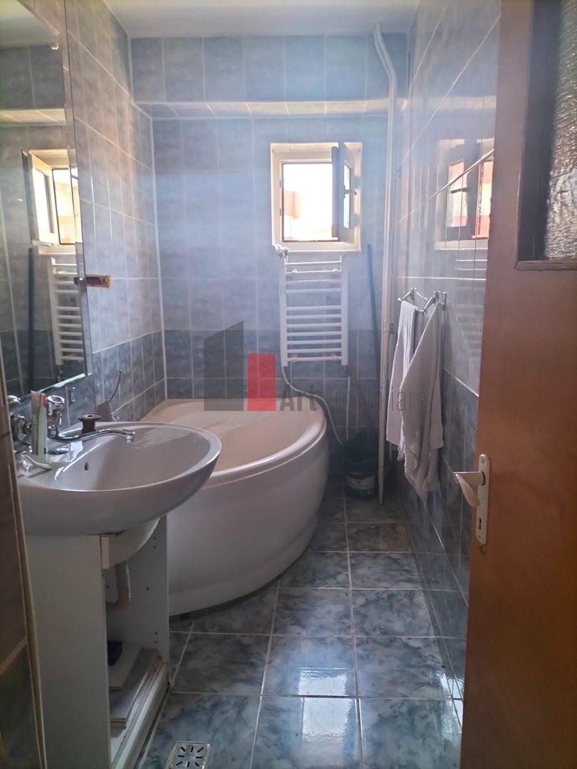 APARTAMENT 3 CAMERE - Poză 7