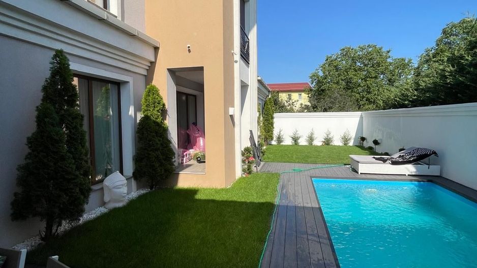Proprietate de lux cu piscina si design modern-Dumbravita - Poză 6