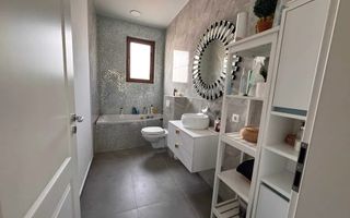 Casa  individuala de vanzare | 4 camere | Curte | Tunari - Poză 6