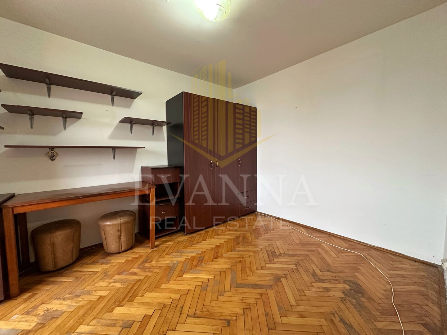 Apartament 2 camere Cuza Voda - Poză 3