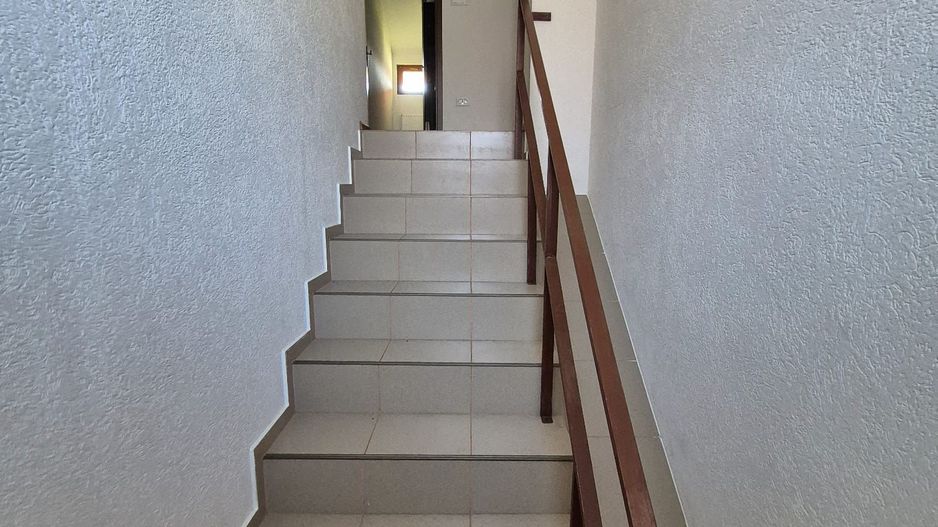 Vila Cornu-Prahova complet mobilata/utilata '' 350 mp + teren 500 mp'' - Poză 10