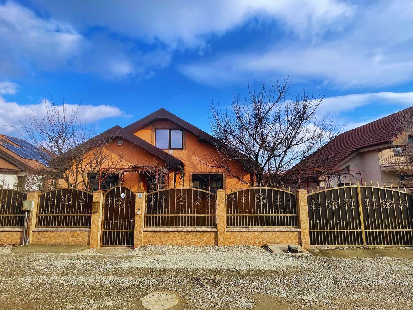 Casa Santandrei, zona linistita, gaz,curent,apa,teren 550 mp-219000Eur - Poză 1