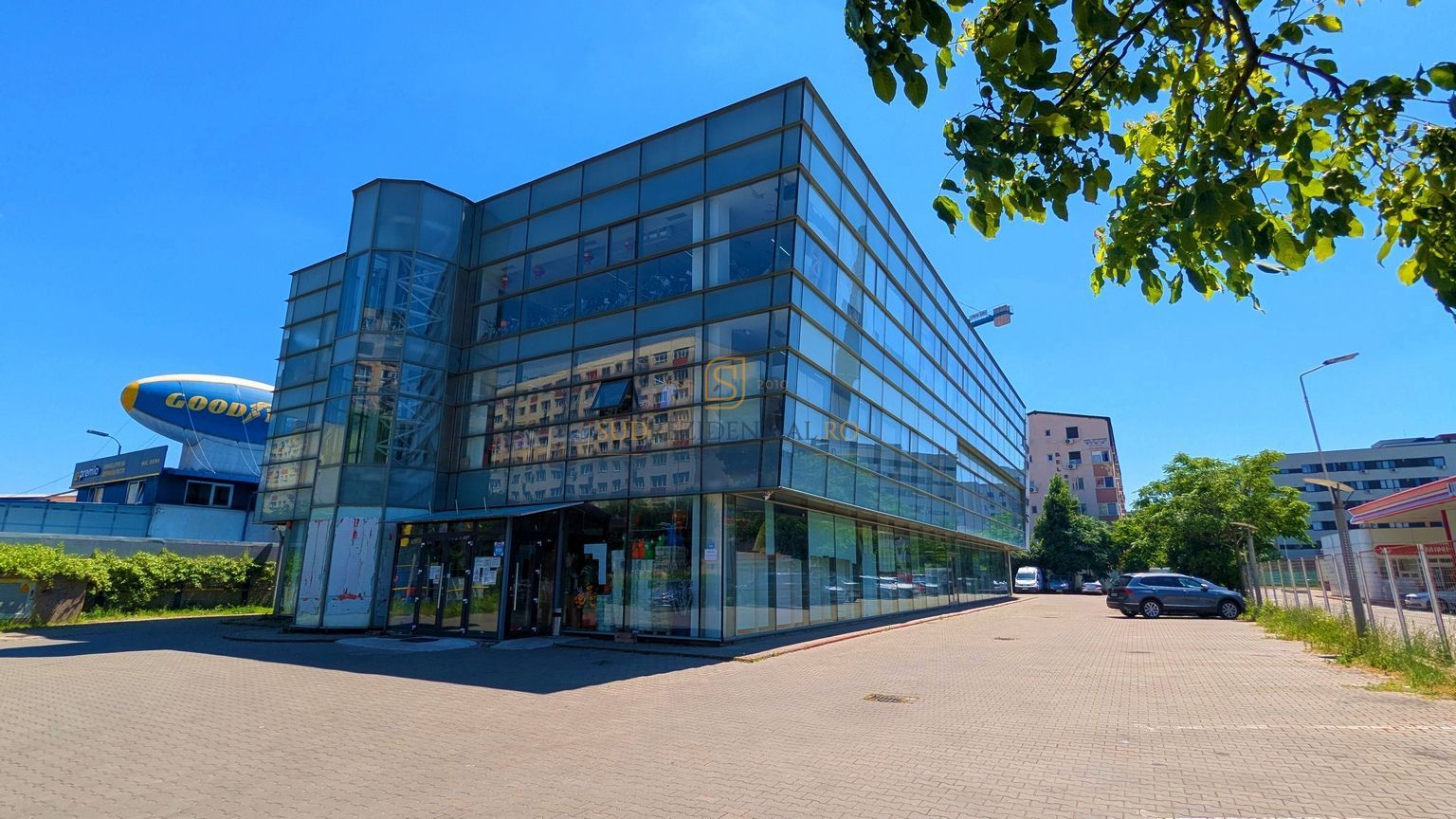 Spatiu comercial stradal 2.200 mp, Brancoveanu | venit stabil - Poză 1