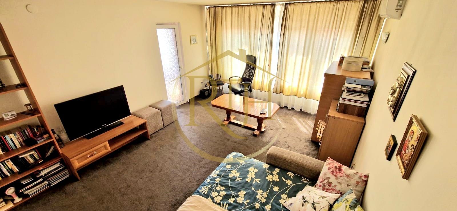 De vânzare apartament cu 2 camere– Zonă rezidențială Soarelui - Poză 3