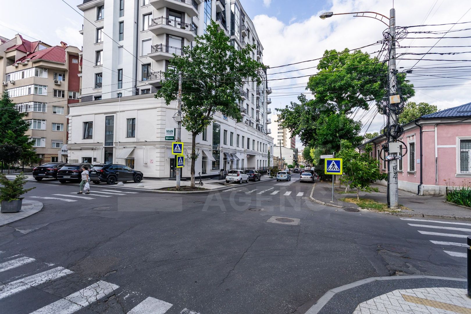 Chirie, apartament, 2 camere, str. Petru Movilă, sectorul Centru - Poză 23