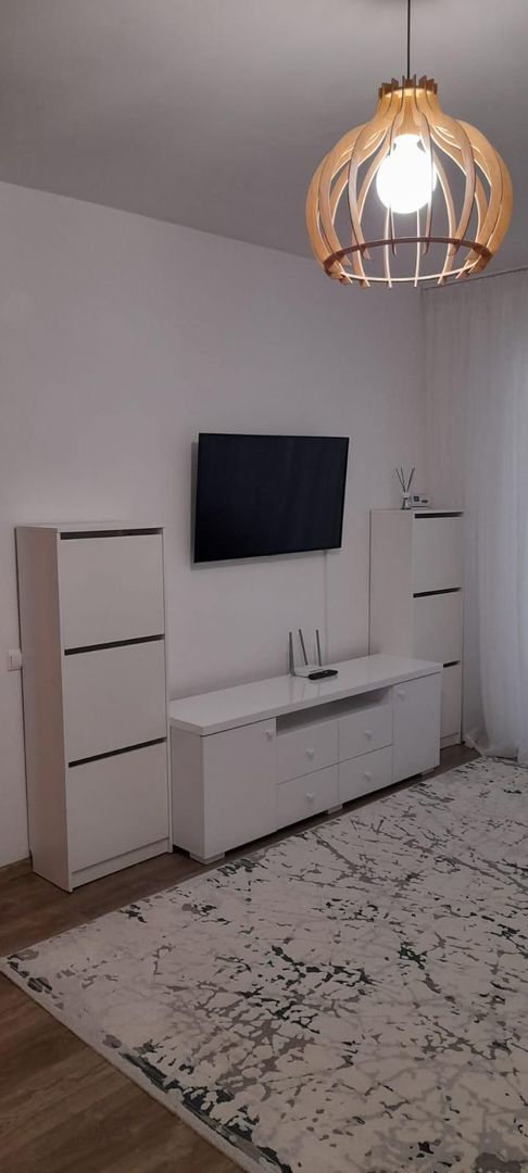 Studio decomandat, centrala proprie, complex rezidential, Bragadiru - Poză 1
