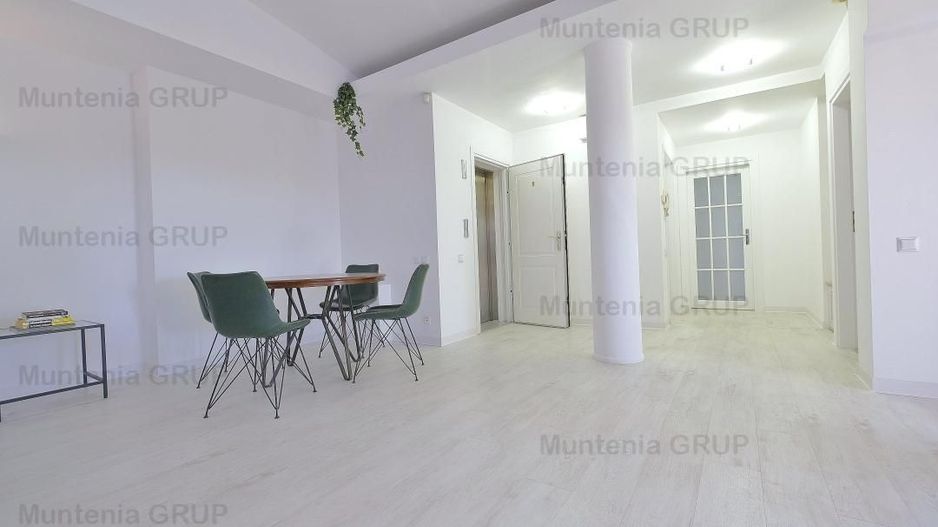 Aviatorilor - Uruguay, super penthouse, 4 camere, etaj 4 in bloc 2002 - Poză 2