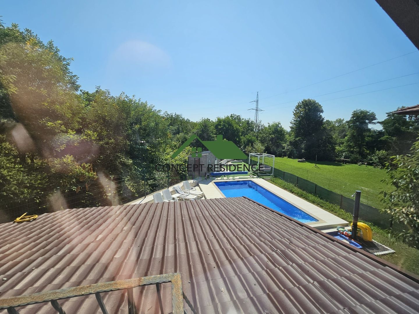 Casă cu piscină și garaj, teren 775 mp – Valea Borcutului - Poză 10