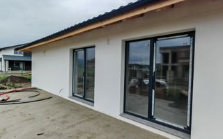Casa la cheie in CRISTIAN pe Parter, zona de vile,270.000 euro - Poză 2