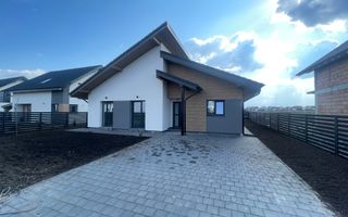 Casă pe un singur nivel INDEPENDENTĂ ENERGETIC - Cartier NOU - Poză 7
