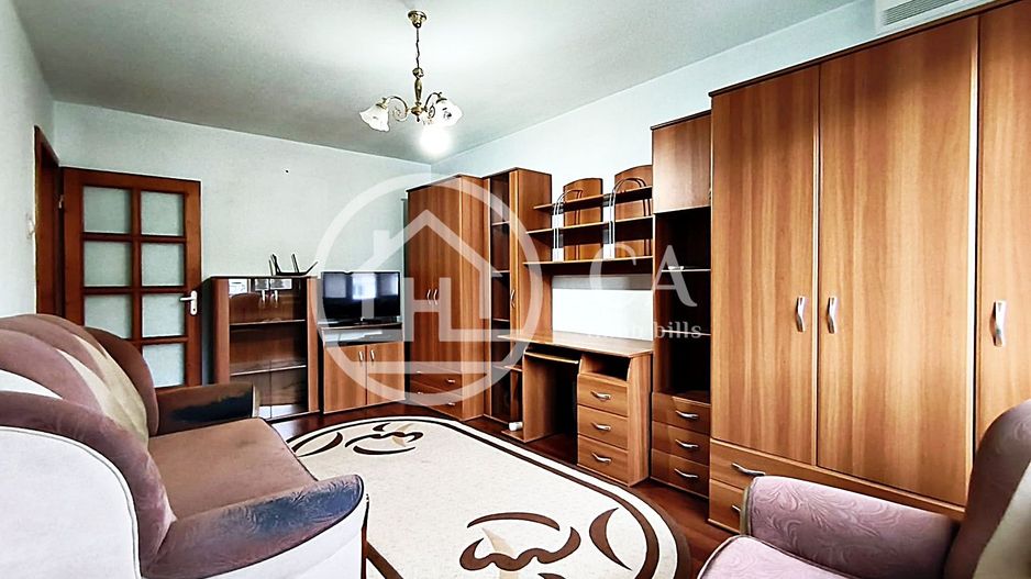 Apartament de vânzare cu 2 camere în zona Decebal, Oradea - Poză 1