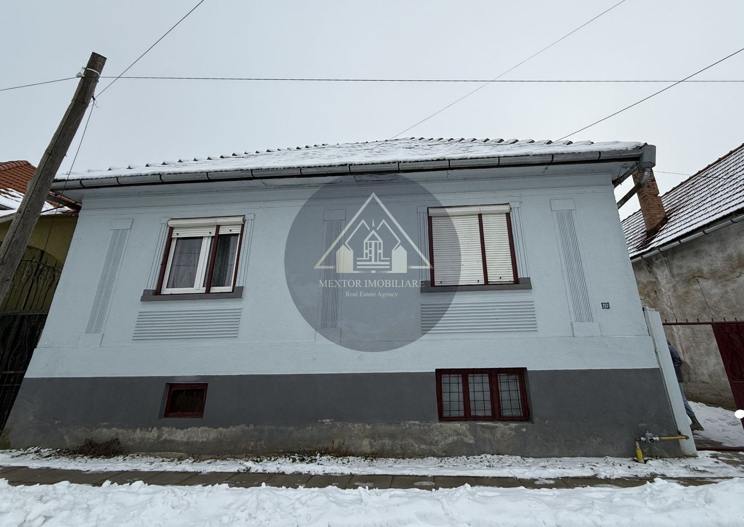 Casa de 3 camere,  Axente Sever - Poză 2