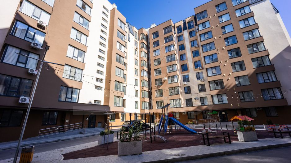 Vânzare apartament 2 camere 65 mp, str. Durlești - Poză 12