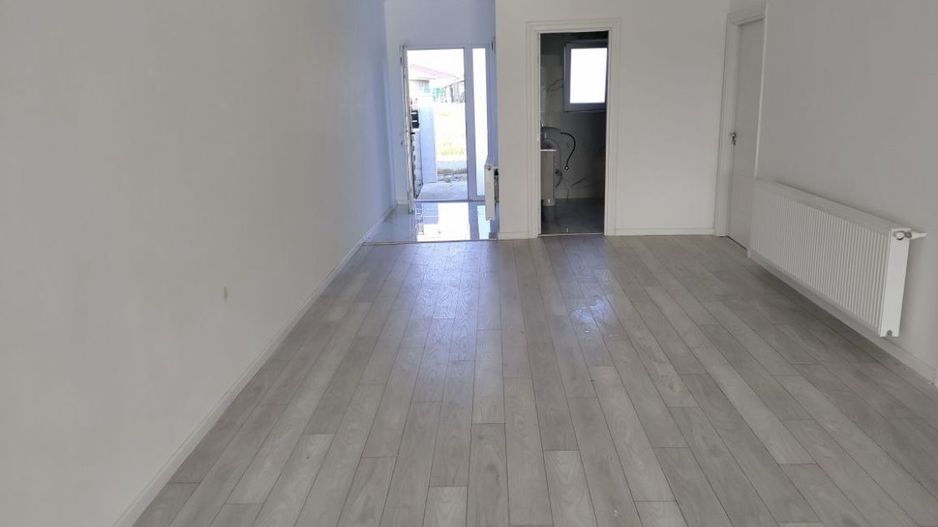 Vand sau schimb cu apartament,Casa tip P in Martinesti - Poză 5