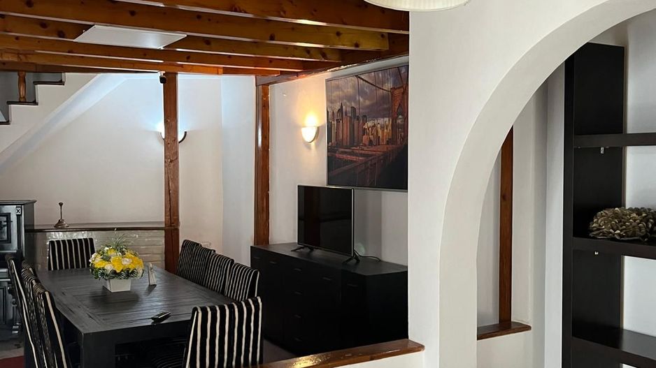 Vila cu piscina Herastrau | Panouri solare | Parcare | Rezidential sau birouri - Poză 2