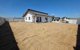 Casa 4 Camere, 2 Bai, 610mp Teren Zona Alba Micesti - Poză 1
