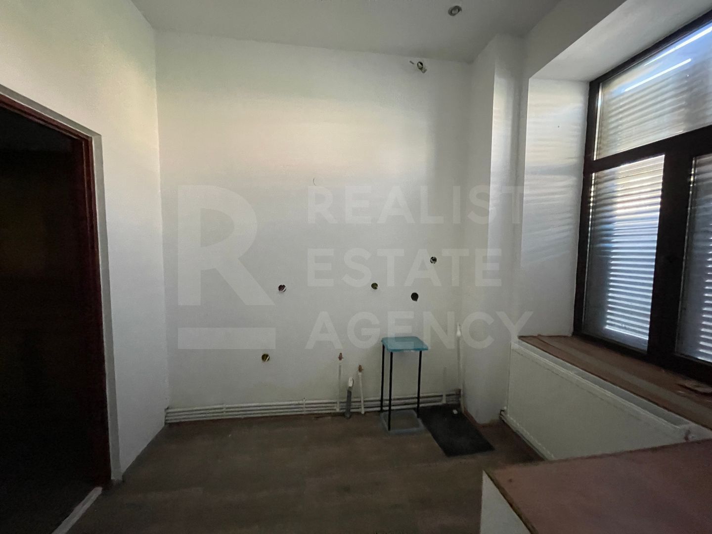 De vânzare – Clădire impresionantă, 11 camere, 9 dormitoare, Păcurari - Poză 22