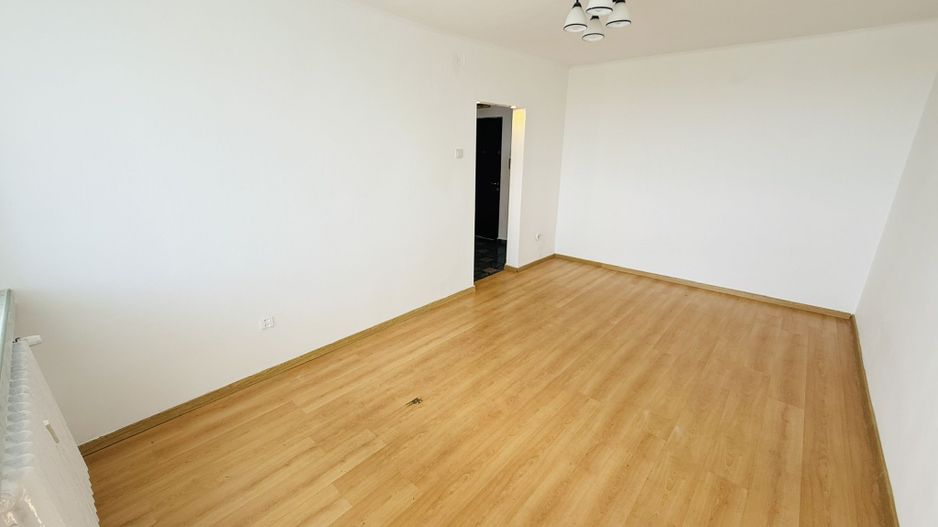 Calea Șagului | 3 camere | Decomandat | Bloc izolat | View superb - Poză 1