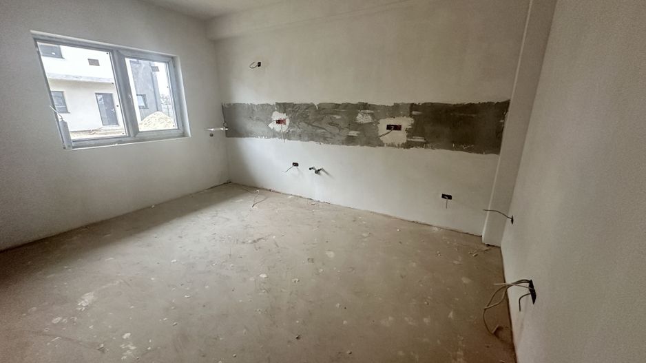 CASA INSIRUITA - BRAGADIRU 4 CAMERE, TOATE UTILITATILE, COMISION 0% - Poză 8