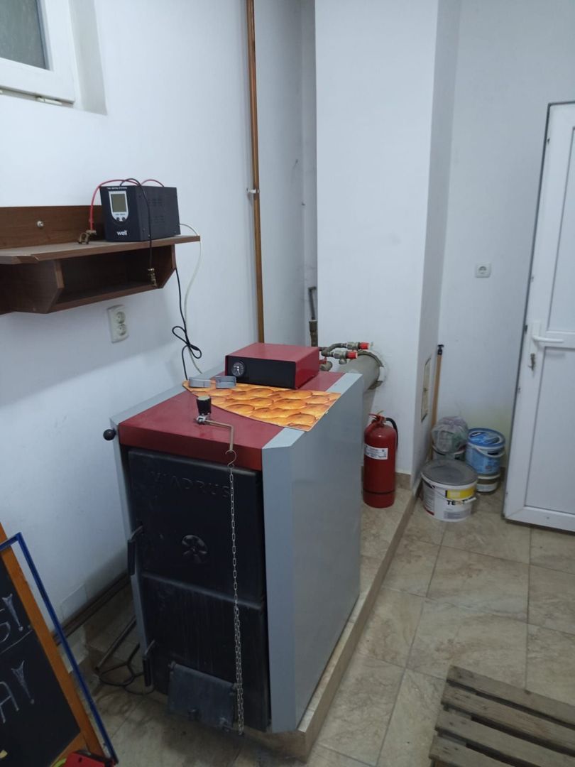 Spațiu comercial versatil, curte proprie și parcare, Biharia - Poză 8