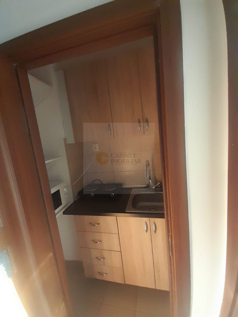 Garsoniera cu balcon  | 32mp  | Universitate  | Pretabil Airbnb - Poză 8