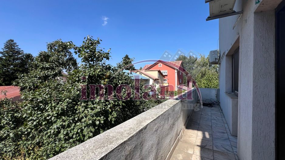 Casa 15 camere cu parcare mare - Jiului - Poză 12