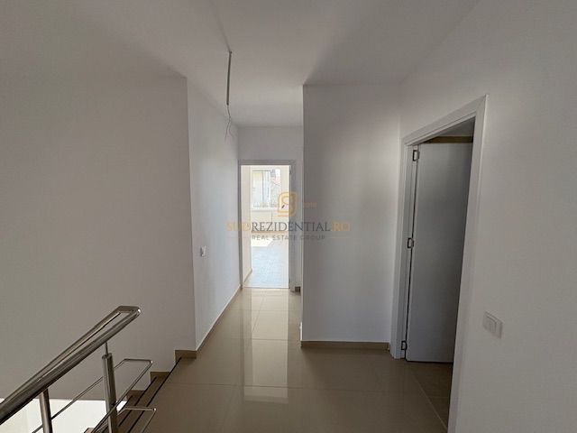 Bragadiru, casa tip duplex, 4 camere, mutare imediata, comision 0% - Poză 11
