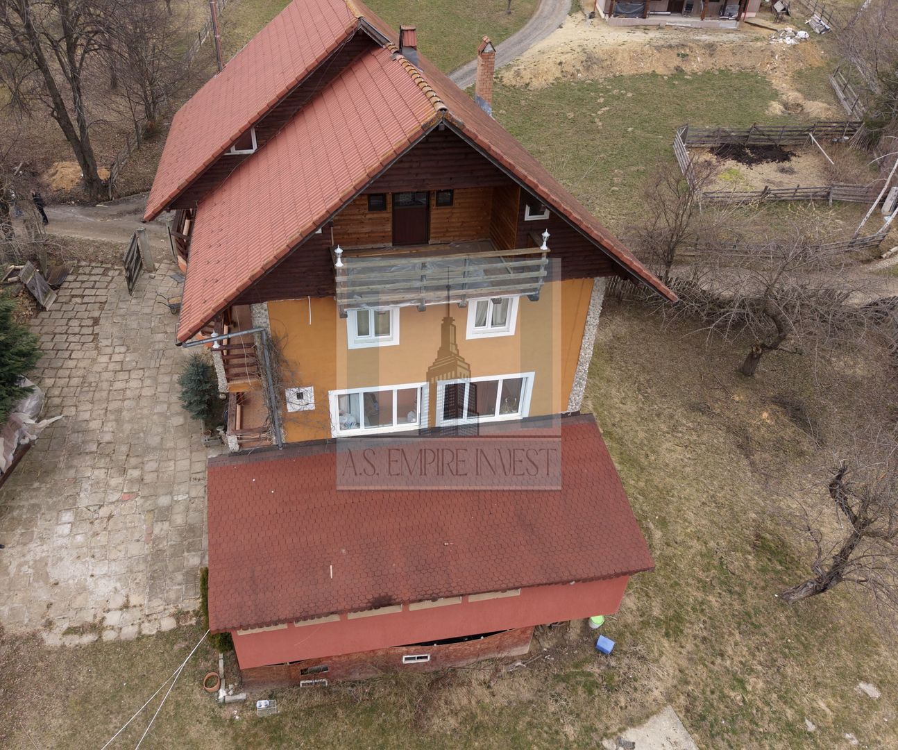 Pensiune 17 camere - zona Bran - Poză 8