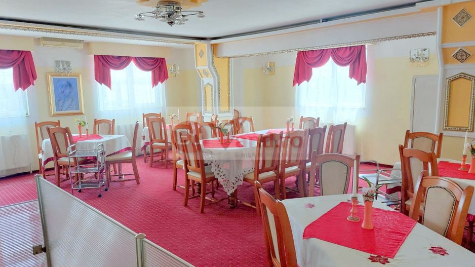 Pensiune de vânzare  – Galați | Bariera Traian | 14 camere - Poză 3