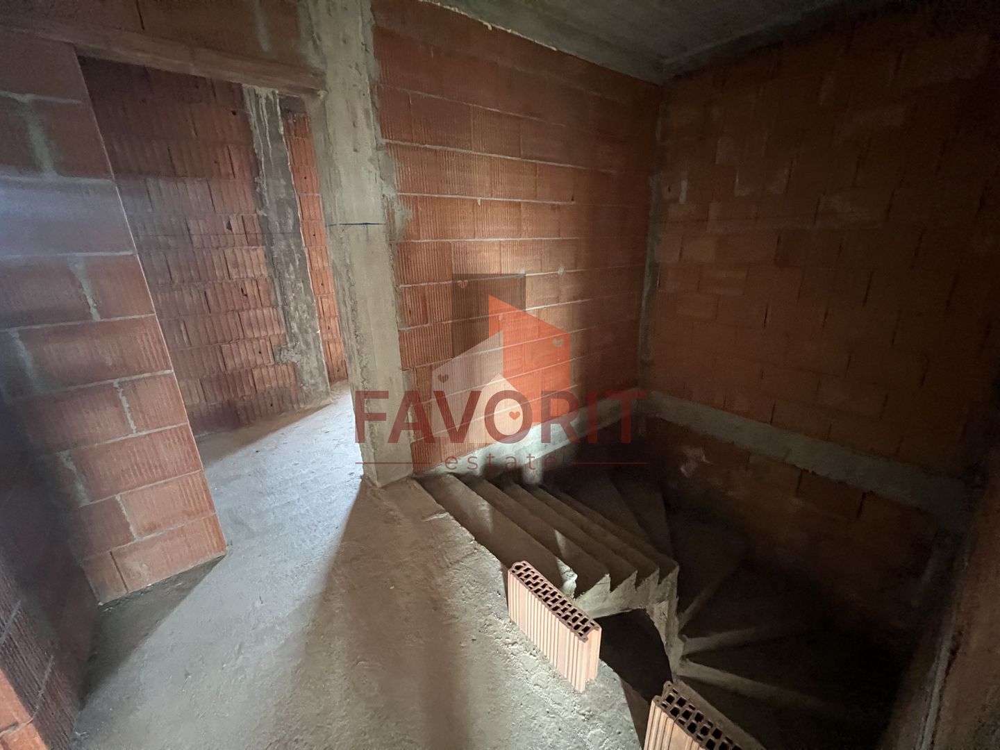 Duplex 4 camere | 3 bai | Giroc - Satu Batran - Poză 11