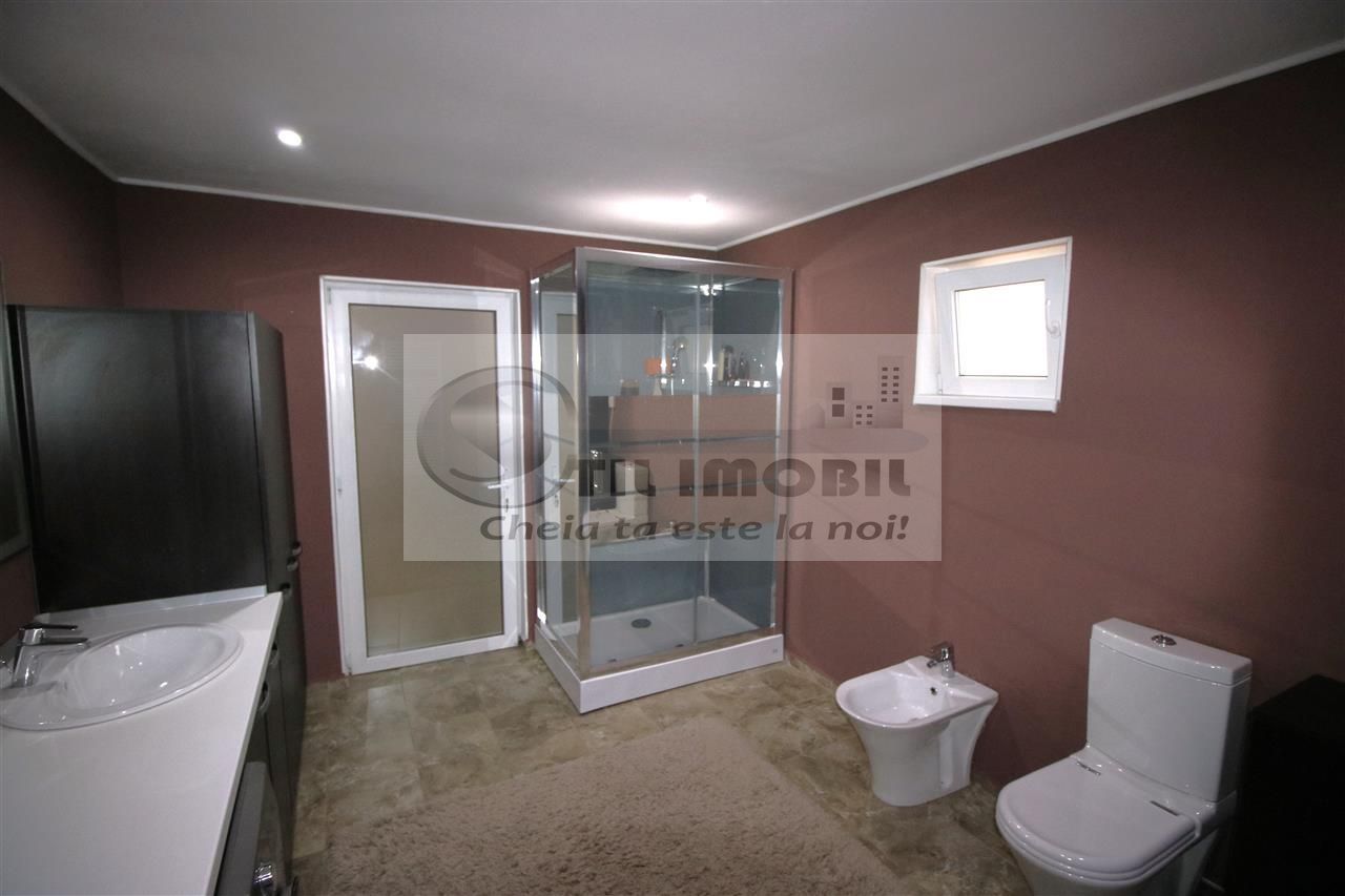 MIROSLAVA CASA EXCLUSIVISTA LA CHEIE LUX STIL MEDITERANEAN MOBILATA - Poză 36