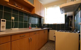 Piata 700, 2 camere, centrala proprie - Poză 4