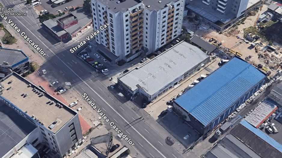 INVESTITIE. Teren cu cladire tip hala/spatiu comercial 971 mp, în Militari - Poză 2