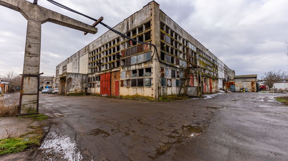 Hală pretabilă confecții metalice Vladimirescu - Poză 2