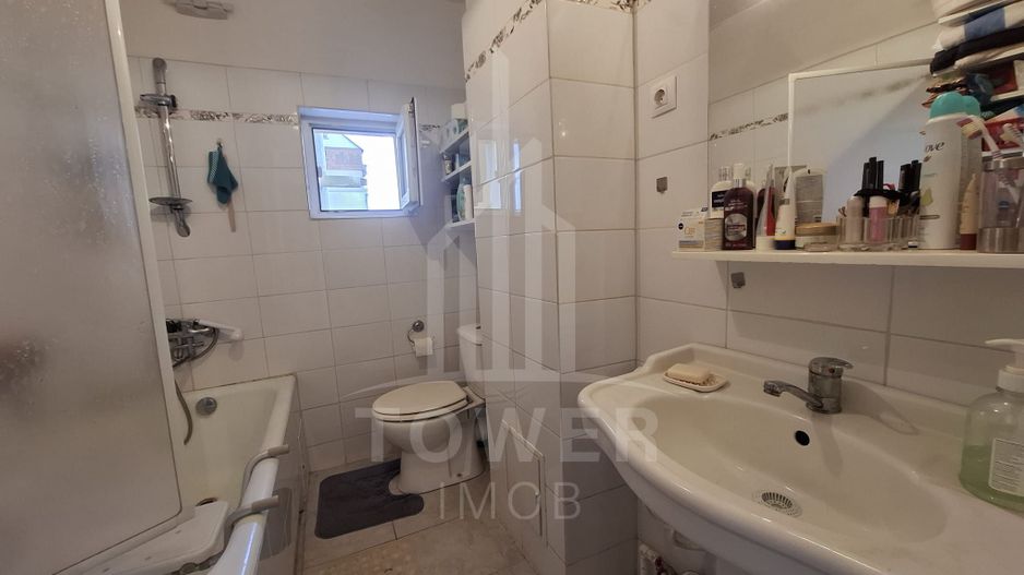 Apartament 4 camere -etaj 1, zona V. Aron - Poză 21